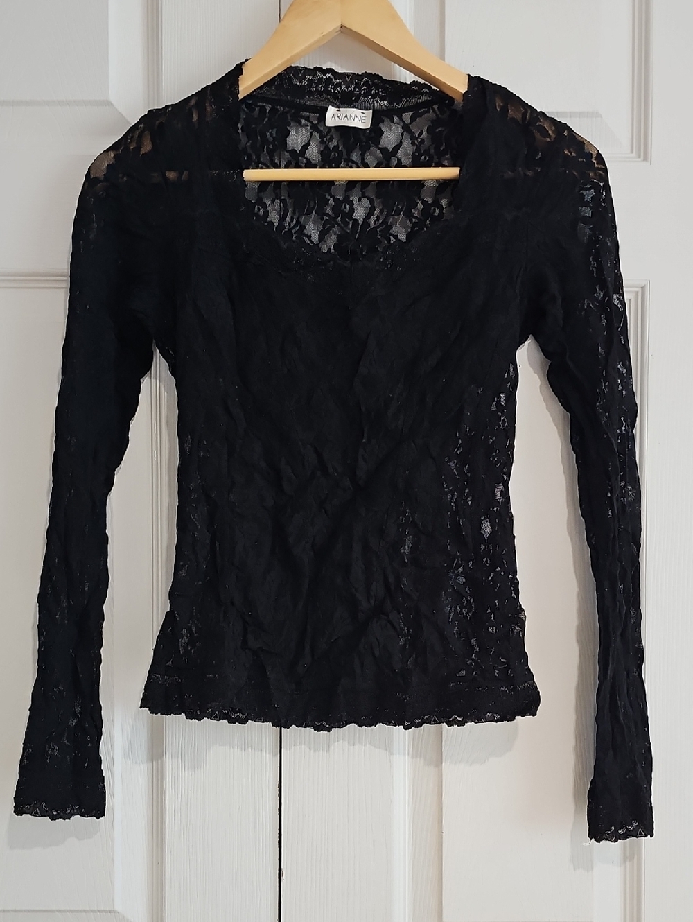 🖤 Arianne Black Lace Long Sleeve Top – Soft & Feminine 🖤
